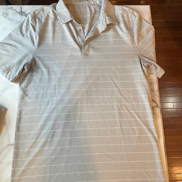 Men's Lululemon Polo - Size M - Picture 2 of 4